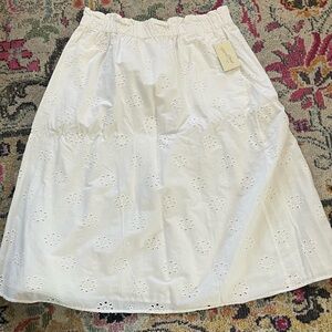XL Universal Thread Women’s White Eyelet A-Line Skirt 16